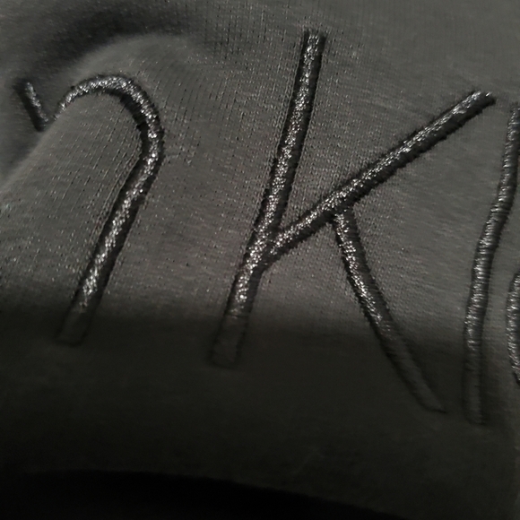 Calvin Klein Mens Black Pull Over Sweatshirt Soft Fleece Lining Embroidered Logo - Picture 8 of 10